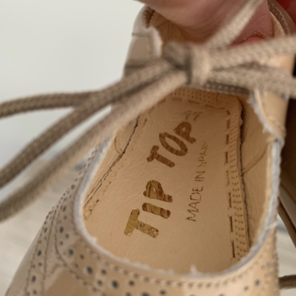 Tip Top Nude Patent Infant Shoe - Picture 2 of 3